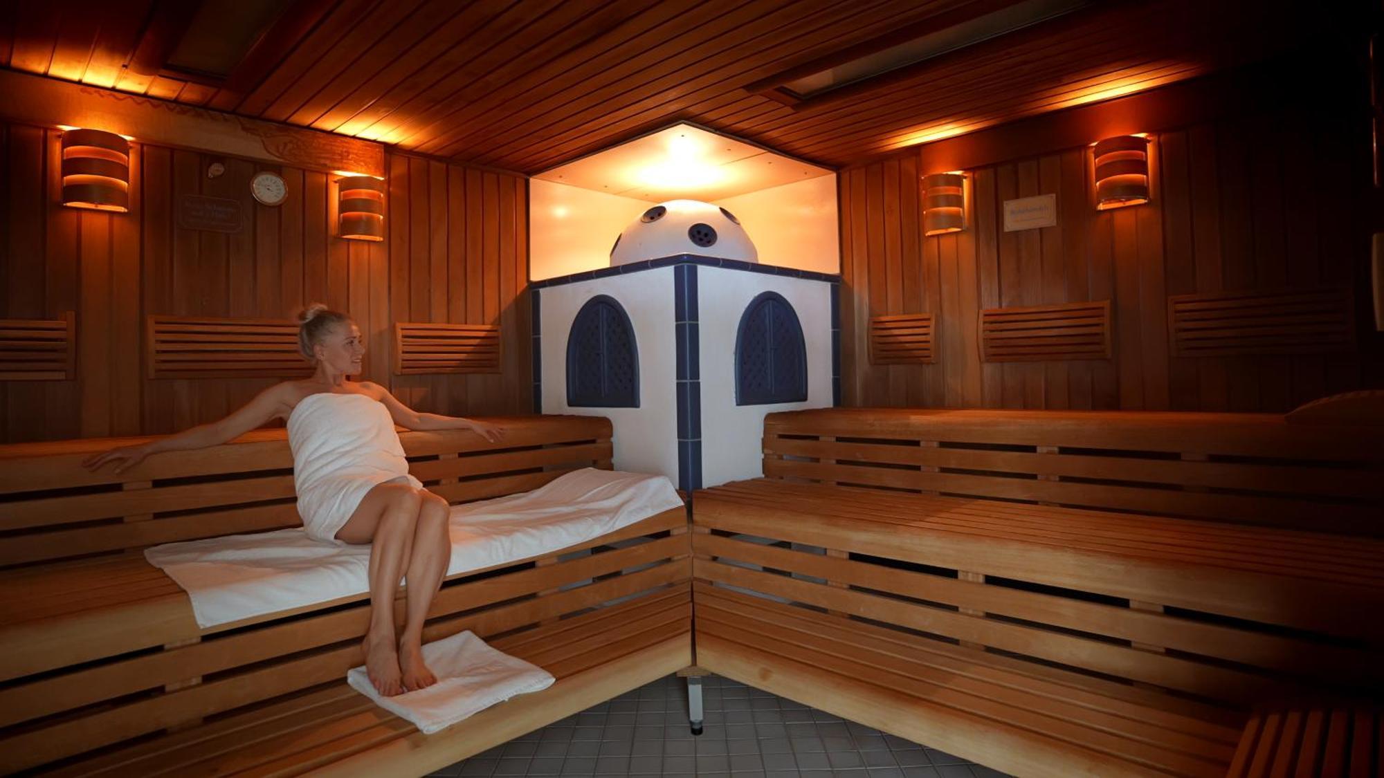 Hotel Strandperle Куксхафен Экстерьер фото
